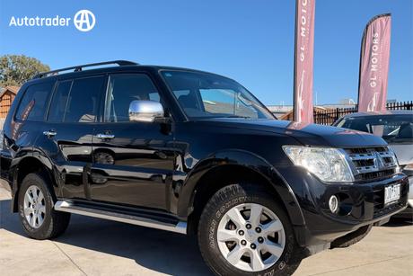 Black 2011 Mitsubishi Pajero Wagon Glx Lwb (4X4)