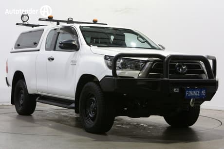 White 2022 Toyota Hilux X Cab Pickup Sr Hi-Rider (4X2)