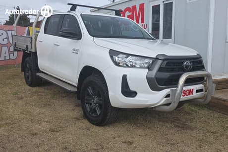 2023 Toyota Hilux Sr (4X4) Gun126R