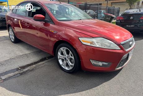 Orange 2008 Ford Mondeo Hatchback Tdci