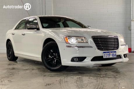 White 2013 Chrysler 300 Sedan C Luxury