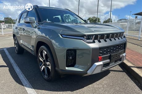 Green 2026 KGM Torres SUV HYBRID K40 F