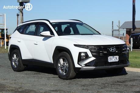 White 2025 Hyundai Tucson Wagon (Fwd)