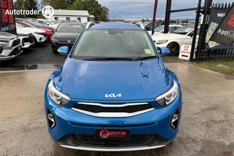 Blue 2025 Kia Stonic Wagon S