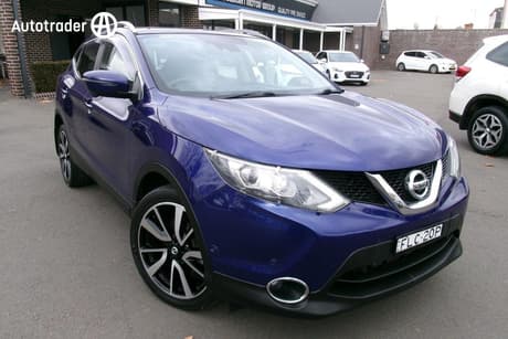 Blue 2015 Nissan Qashqai Wagon Tl
