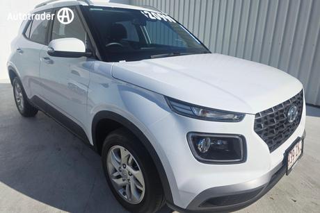 White 2019 Hyundai Venue Wagon Active