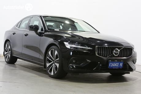 2023 Volvo S60 Ultimate B5 Bright Mhev 224 My23B