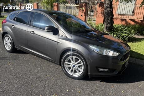Blue 2016 Ford Focus Hatchback Trend