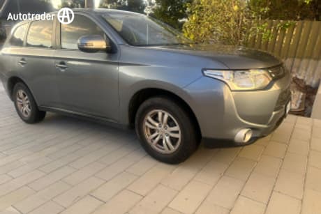 2013 Mitsubishi Outlander Ls (4X2) Zj