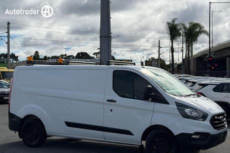 White 2018 Ford Transit Custom Van 340L (Lwb)