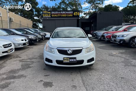 White 2011 Holden Cruze Sedan Cd