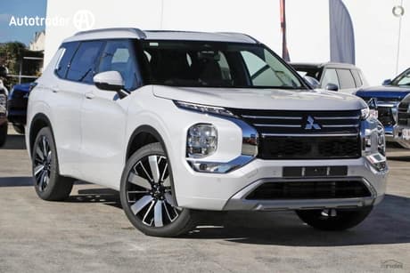 2025 Mitsubishi Outlander OUTLANDER EXCEED 2.5L CVT AWD 5ST