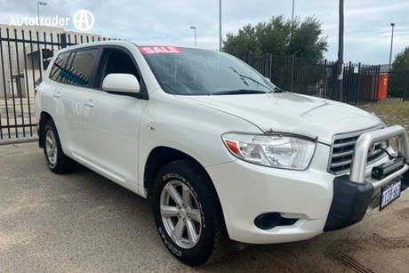White 2009 Toyota Kluger Wagon Altitude (4X4)