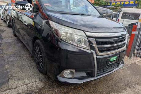 2016 Toyota Esquire Gi Black Zwr80