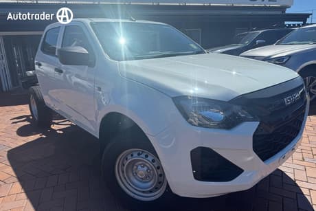White 2026 Isuzu D-MAX Crew Cab Chassis Sx (4X4)