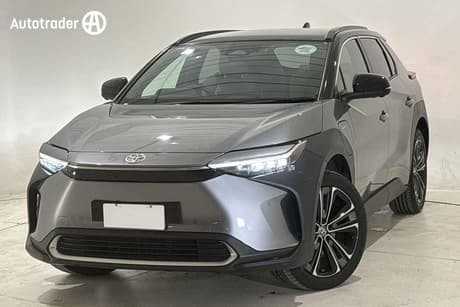 2024 Toyota BZ4X Awd - Two Tone Roof Yeam15R