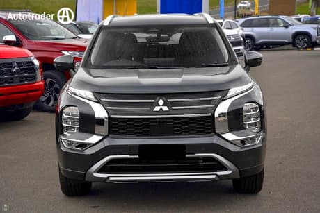 Grey 2025 Mitsubishi Outlander Wagon Aspire 7 Seat (Awd)