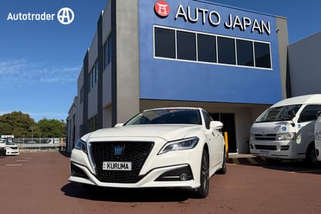 2018 Toyota Crown 4WD G-EXECUTIVE LUXURY PACKAGE