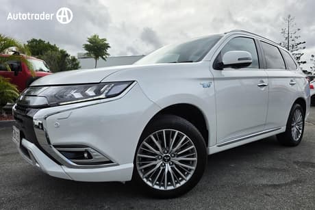 White 2021 Mitsubishi Outlander Wagon Phev Exceed 5 Seat (Awd)