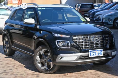 2026 Hyundai Venue Elite (Black) Two-Tone Roof Qx.V5 My26