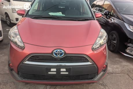 2016 Toyota Sienta (Hybrid) G Nhp170