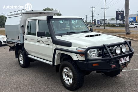 White 2019 Toyota Landcruiser Double Cab Chassis Gxl (4X4)