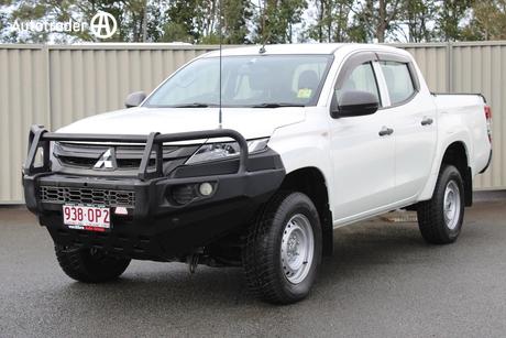 White 2021 Mitsubishi Triton Double Cab Pick Up Glx (4X4)