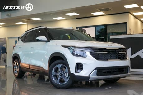White 2026 Kia Seltos Wagon S (Fwd)
