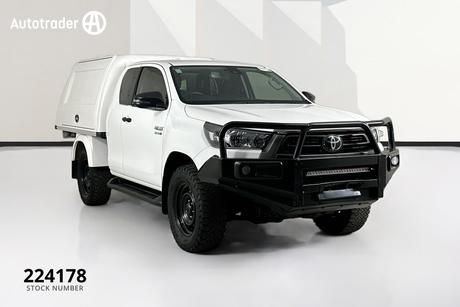 2021 Toyota Hilux Sr (4X4) Gun126R Facelift