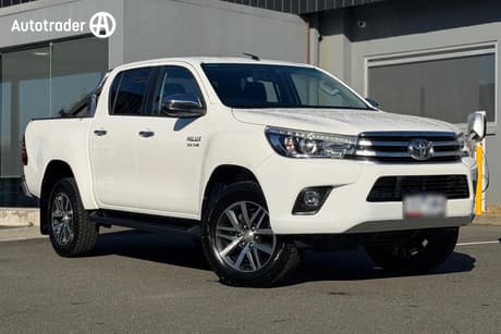 2017 Toyota Hilux Sr5 (4X4) Gun126R