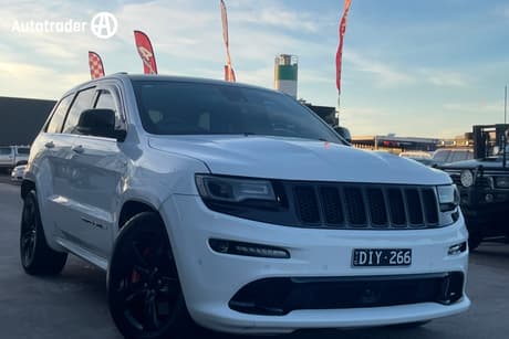 White 2014 Jeep Grand Cherokee Wagon Srt 8 (4X4)