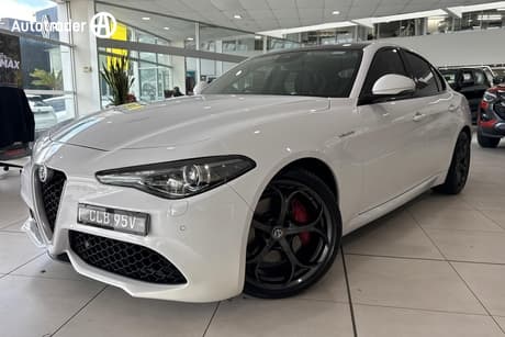 White 2017 Alfa Romeo Giulia Sedan Veloce