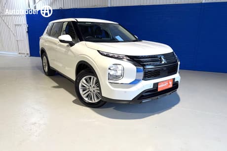 2024 Mitsubishi Outlander Es 5 Seat (2Wd) Zm My24