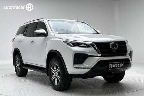 2025 Toyota Fortuner Gxl Gun156R