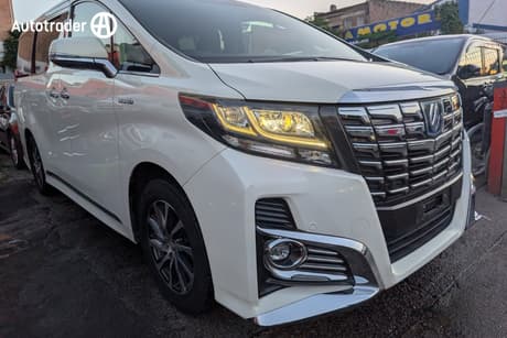 2017 Toyota Alphard X (Hybrid) Ayh30