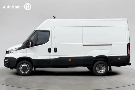White 2017 Iveco Daily Commercial