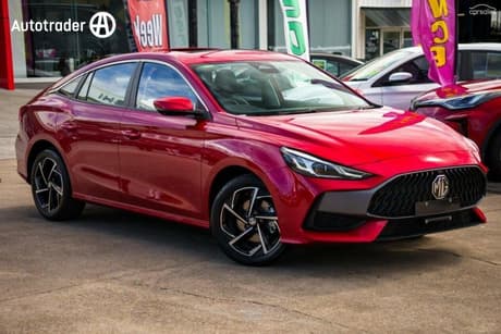 2025 MG MG5 Essence My25