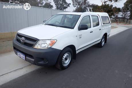 White 2008 Toyota Hilux Dual Cab Pick-up Workmate