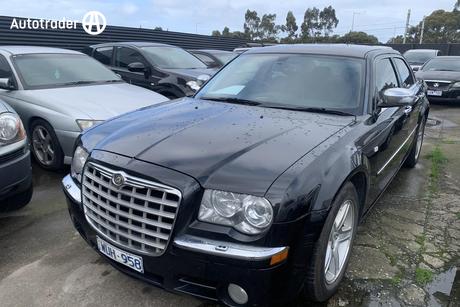 Black 2009 Chrysler 300C Sedan CRD