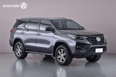 2022 Toyota Fortuner Gxl Premium Interior Gun156R