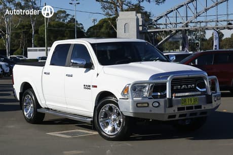 White 2019 RAM 1500 Crew Cab Utility Laramie (4X4) Fd3.9