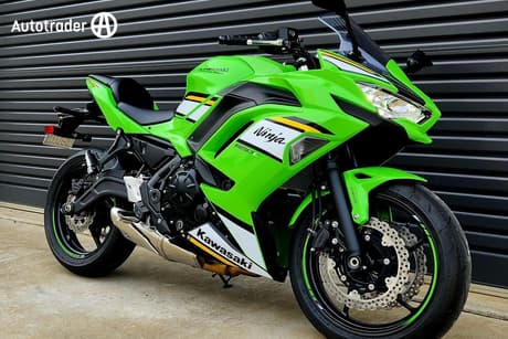 Green 2024 Kawasaki Ninja 650L (Lams) Abs Road