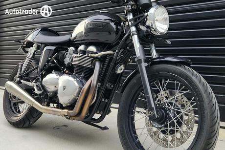 Black 2012 Triumph Thruxton Road
