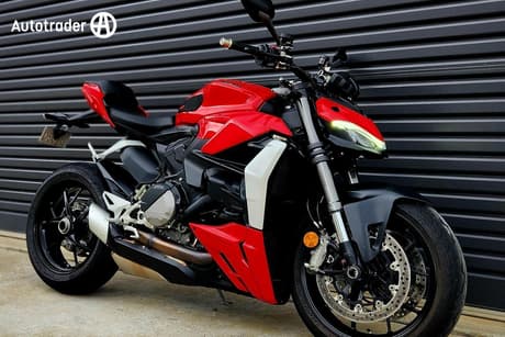 Red 2023 Ducati Streetfighter Road