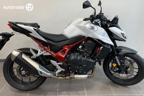 White 2025 Honda Other Road
