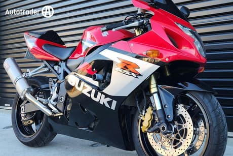 Red 2005 Suzuki Gsx-R600 Road