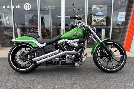 Green 2015 Harley Davidson Breakout 103 (Fxbs) Road