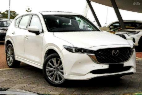 White 2026 Mazda CX-5 Wagon G35 Akera Turbo (Awd)