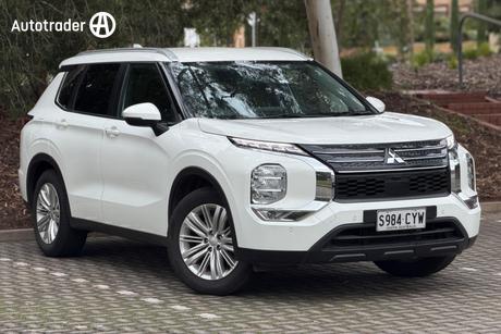 2023 Mitsubishi Outlander Ls 7 Seat (2Wd) Zm My23