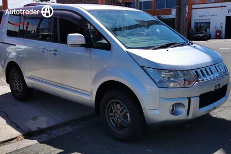 2010 Mitsubishi Delica D:5